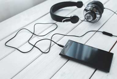 中国田径队世锦赛名单公布 巩立姣杨家玉冯彬等参赛