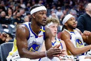 开云官网-波姐：科尔在周六训练中强调要打好开局 将攻防两端结合起来