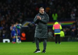 记者：诺丁汉森林主帅努诺即将离任，波斯特科格鲁是新帅主要候选