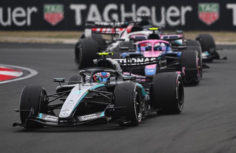 开云体育下载-F1中国大奖赛 梅奔车手安东内利生涯正赛首冠